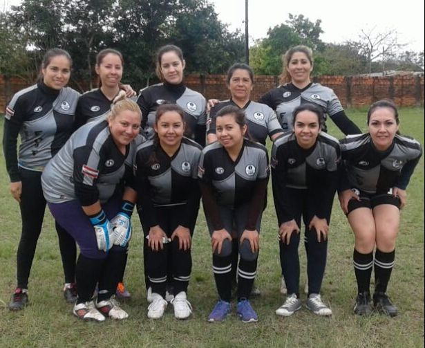 Equipo femenino de funcionarias